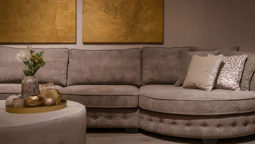 UrbanSofa - Bank San Remo v.a € 1.195,-