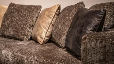 UrbanSofa - Bank Bodhi v.a € 995,-