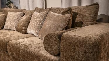 UrbanSofa - Bank Bodhi v.a € 995,-