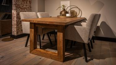 UrbanSofa - Eetkamerstoel Mika v.a. € 349,-