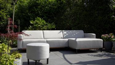 UrbanSofa Outdoor - Loungebank Marbella v.a. € 2.495,-