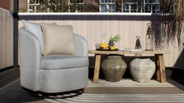 UrbanSofa Outdoor - Fauteuil Venice v.a. € 945,-