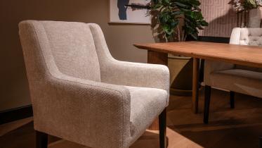 UrbanSofa - Eetkamerstoel Dionne v.a. € 349,-